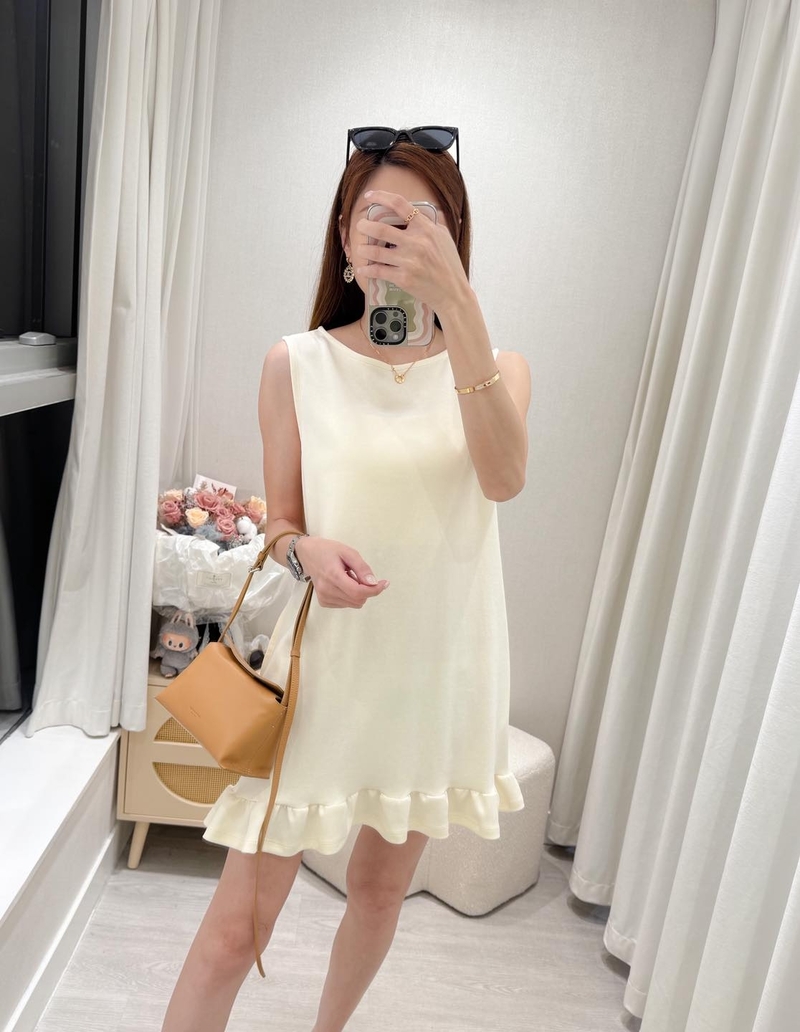 #12053 Ruffles 棉料One Piece