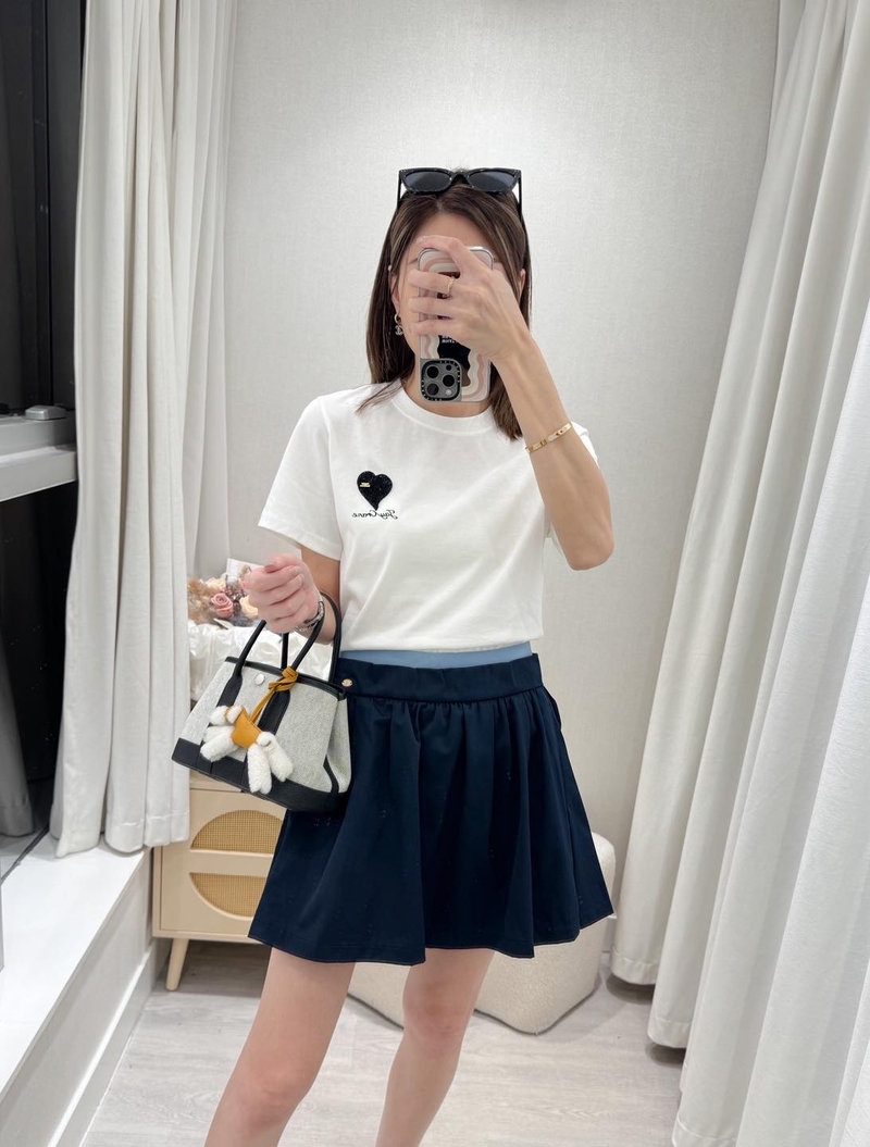 #12458  立體心心字母Tee